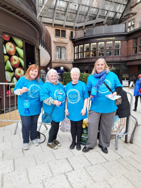 Roy Castle Lung Cancer Foundation - Bristol Temple Meads Train Station Bucket Collector