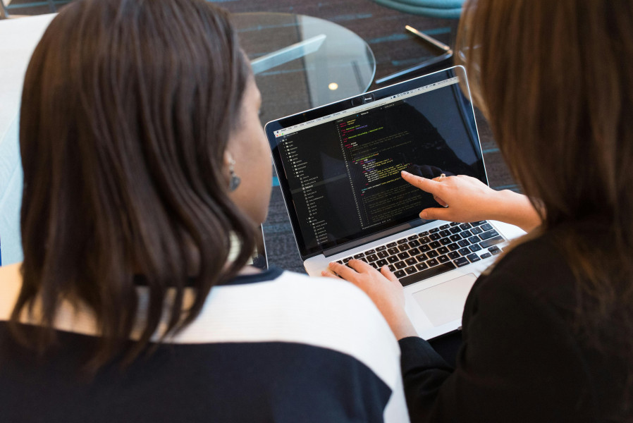 *EXAMPLE OFFER - web development support