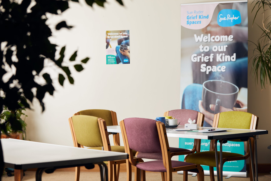 We are looking for volunteers to help people experiencing grief in the Bristol area