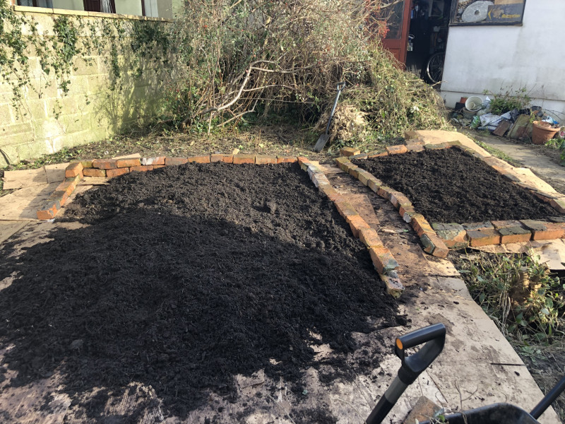 Woodchip needed for community growing project!