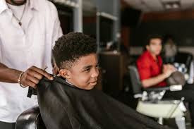Volunteer barbers needed to support asylum seekers