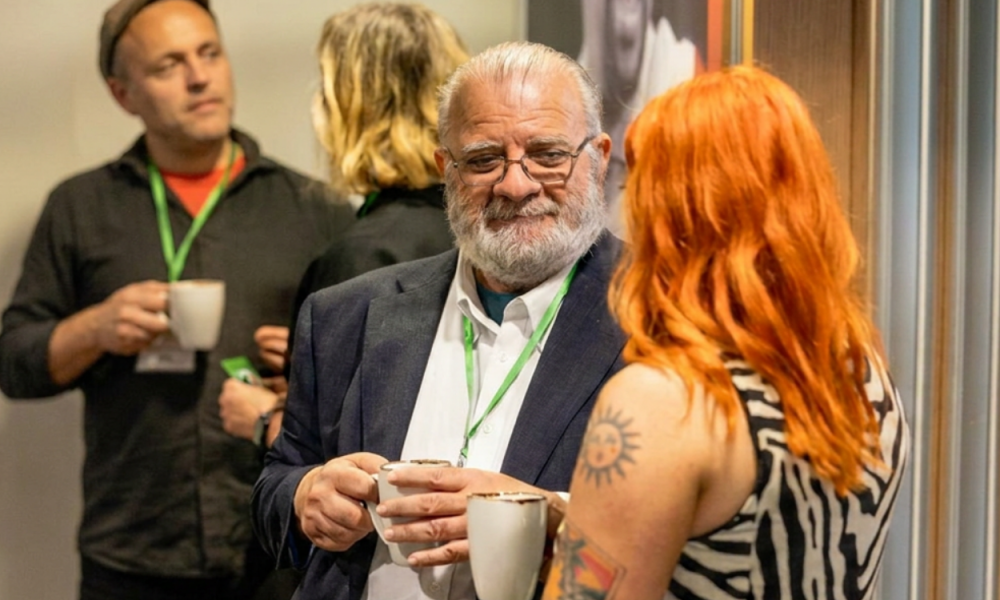 Become a Standing Tall Bristol Connector